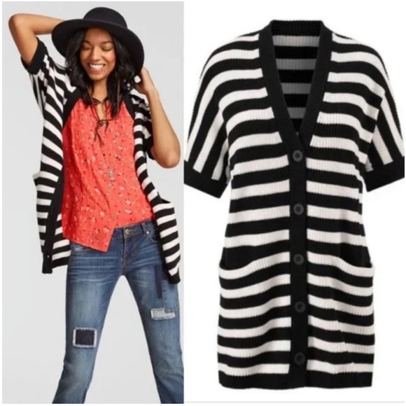 CAbi Whistle Cardigan. - Picture 2 of 7